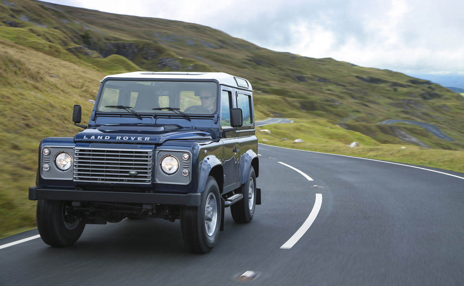 land rover defender 2013 review