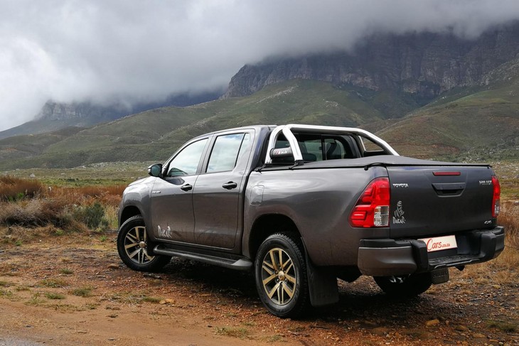 toyota hilux 2.8 gd6 review