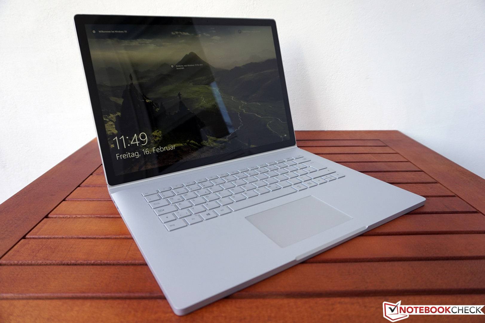 microsoft surface laptop i7 review