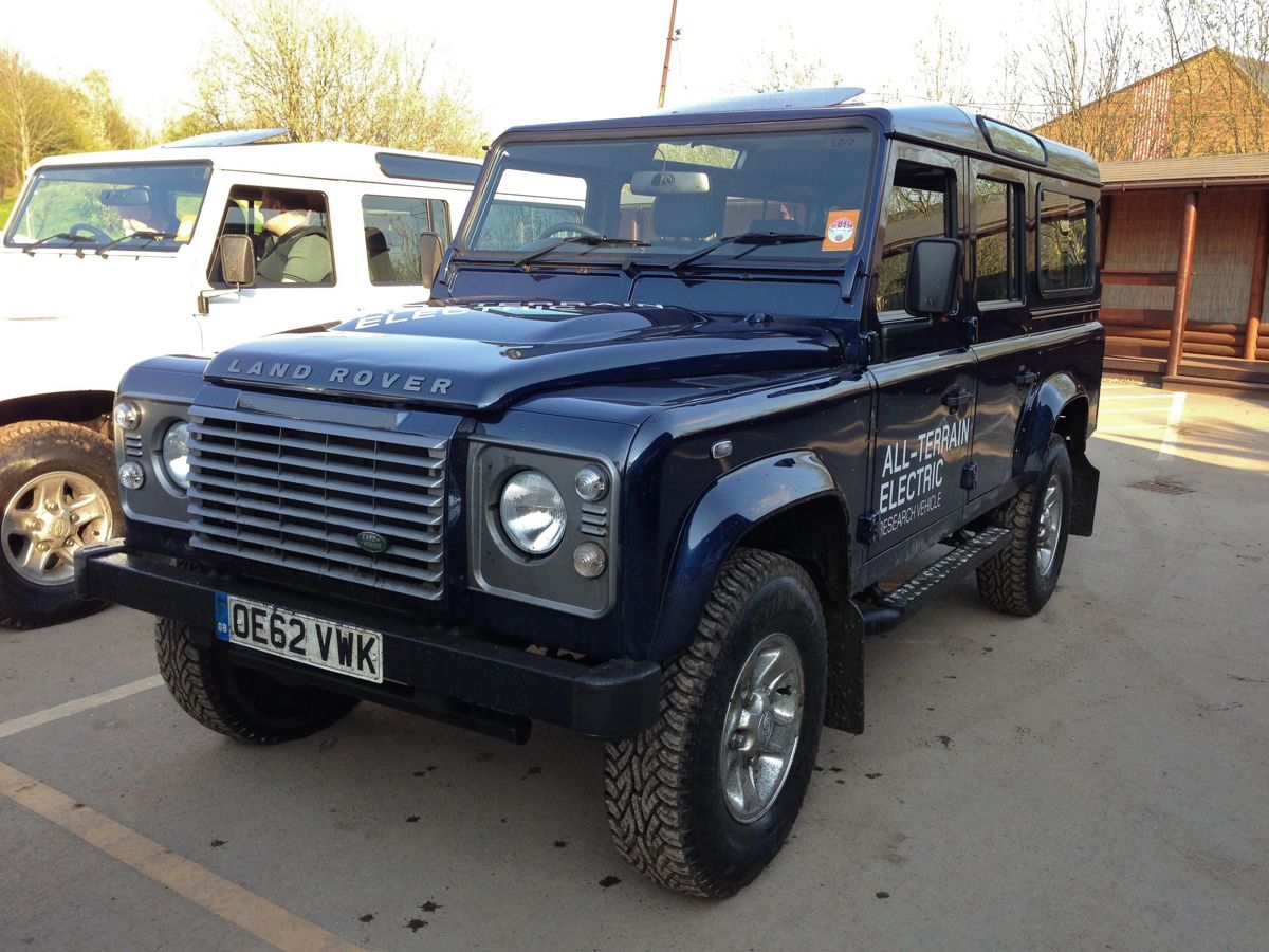 land rover defender 2013 review